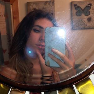 Meet your Posher, Destiny